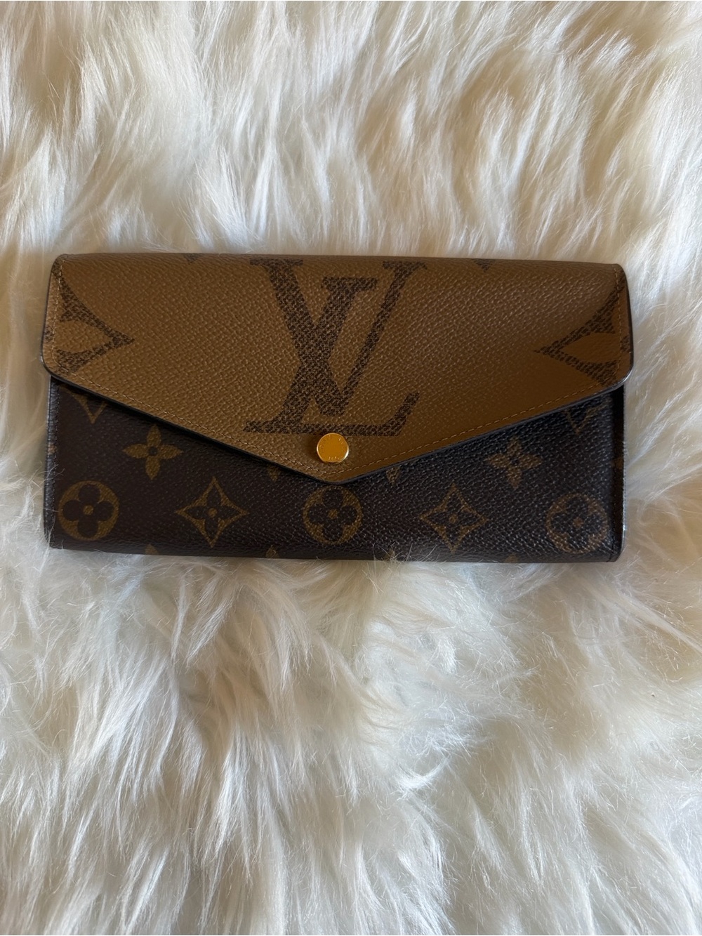 Louis Vuitton Sarah Wallet
